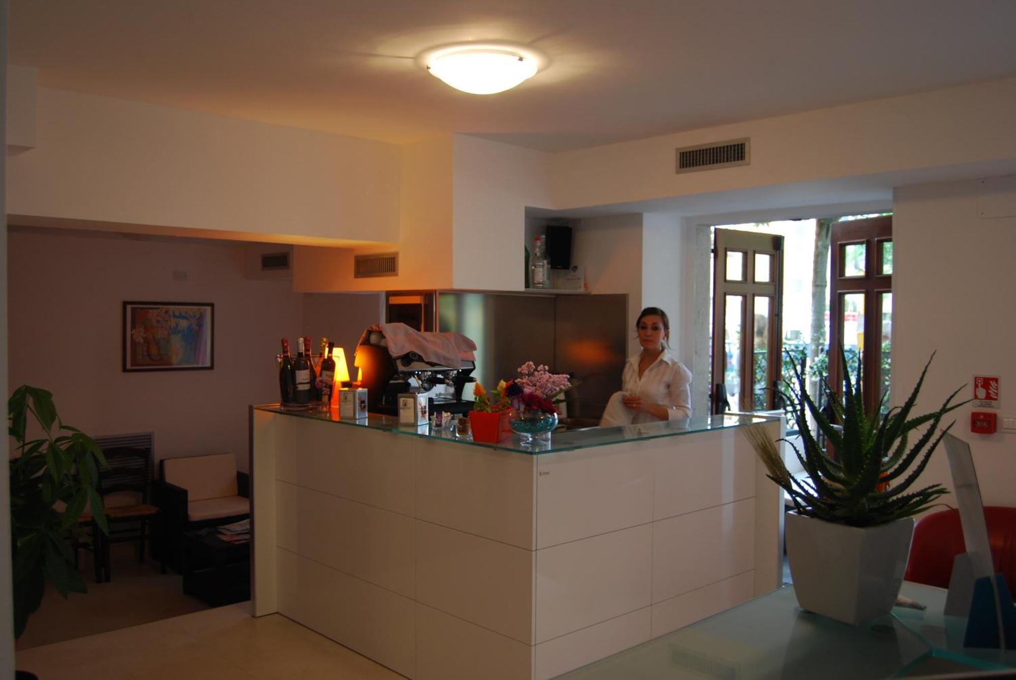 Hotel Alla Citta Di Trieste グラード エクステリア 写真