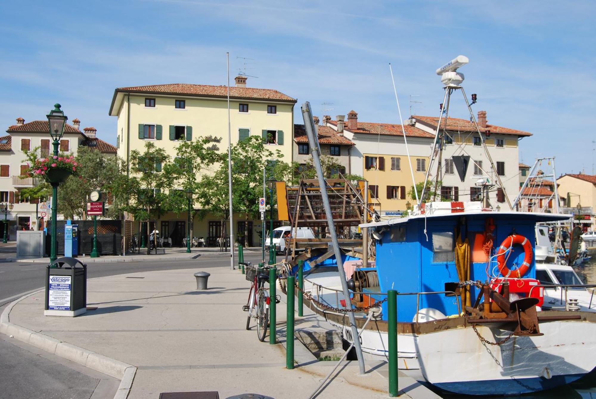 Hotel Alla Citta Di Trieste グラード エクステリア 写真