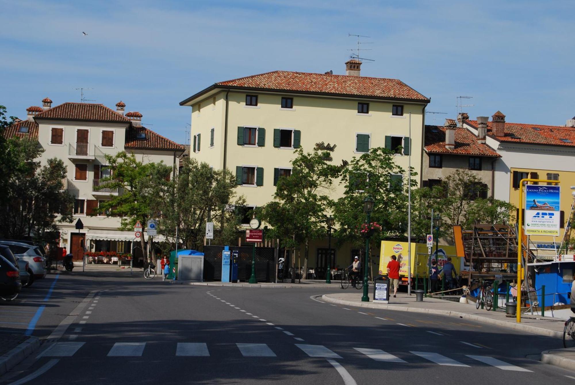 Hotel Alla Citta Di Trieste グラード エクステリア 写真