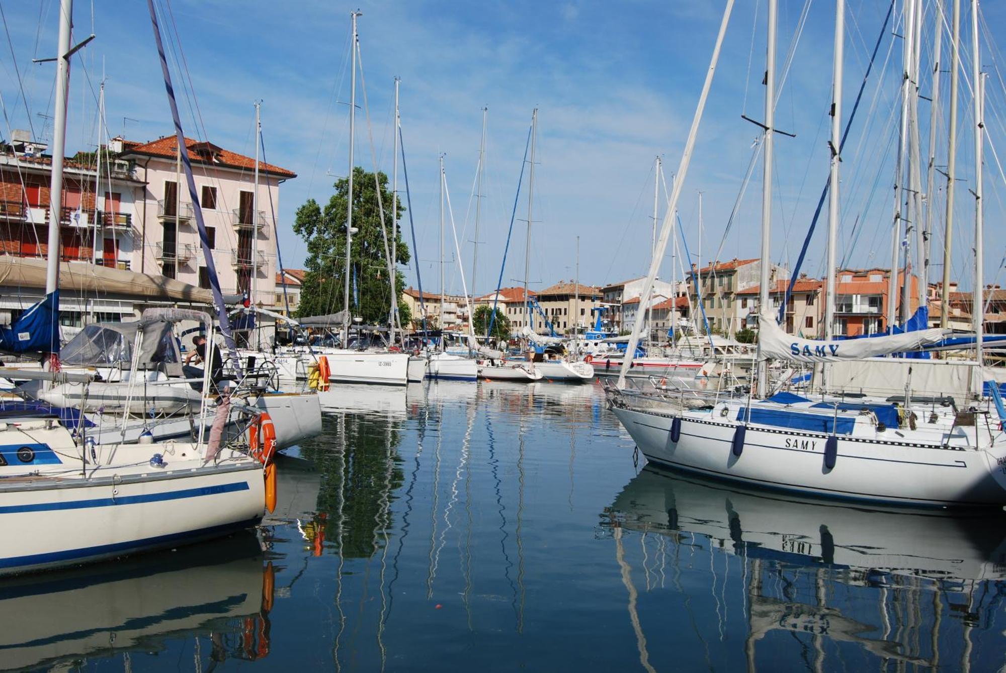 Hotel Alla Citta Di Trieste グラード エクステリア 写真