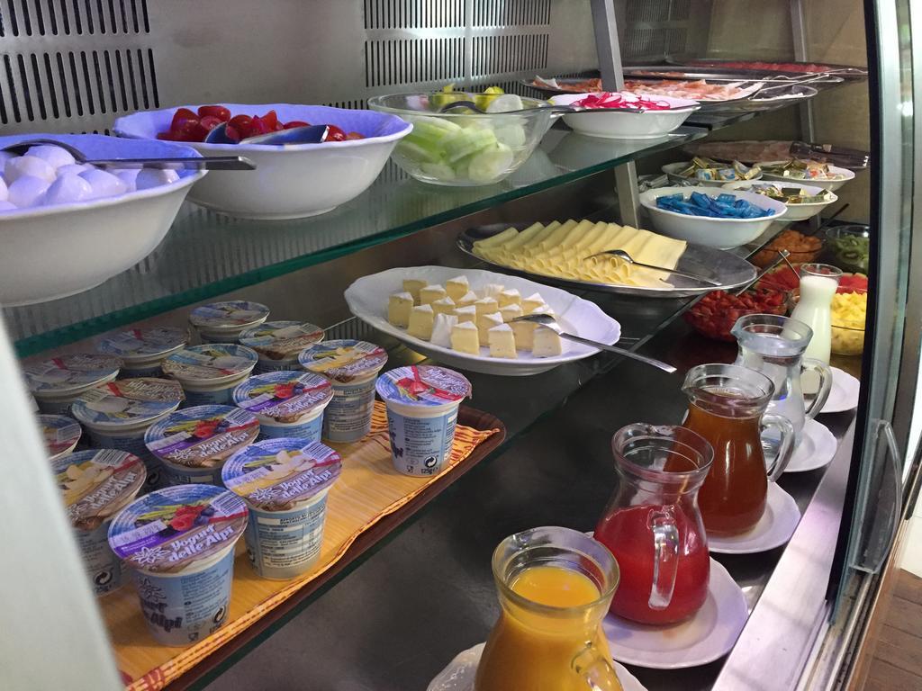 Hotel Alla Citta Di Trieste グラード エクステリア 写真